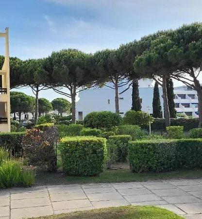 Escale En Bord De Avec Piscine Et Jardins Apartmán *