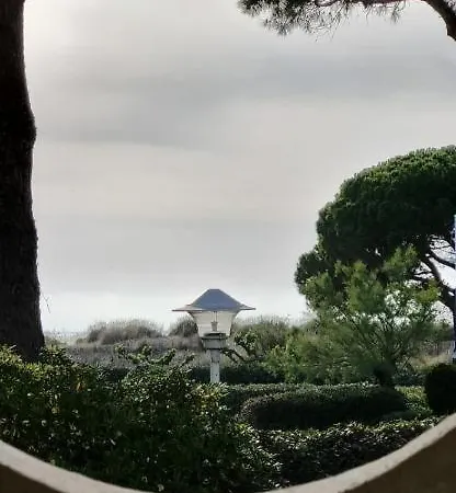 Apartment Escale En Bord De Avec Piscine Et Jardins *
