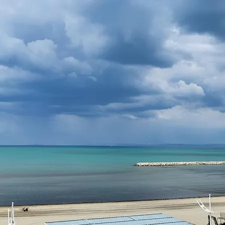 Apartmán Escale En Bord De Avec Piscine Et Jardins