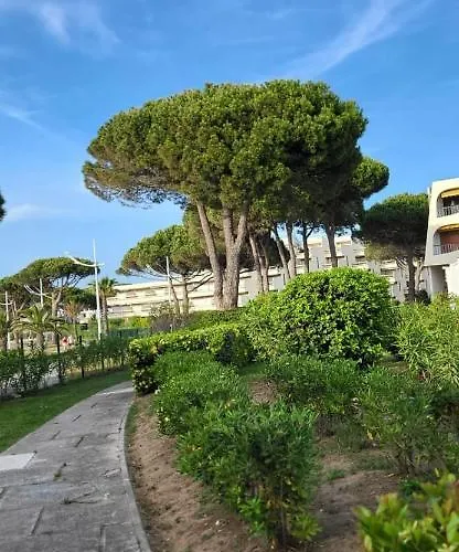 Escale En Bord De Avec Piscine Et Jardins * Le Grau-du-Roi